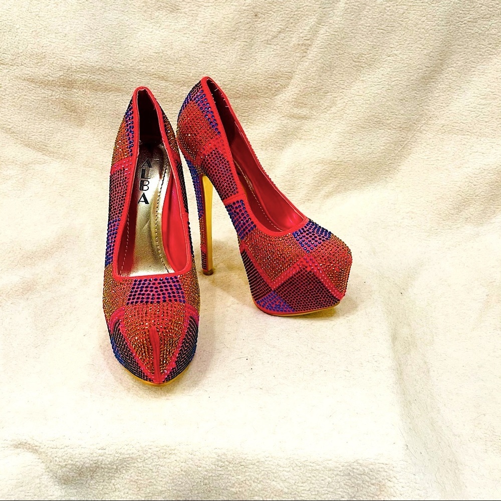 Alba platform heels! - Picture 3 of 9